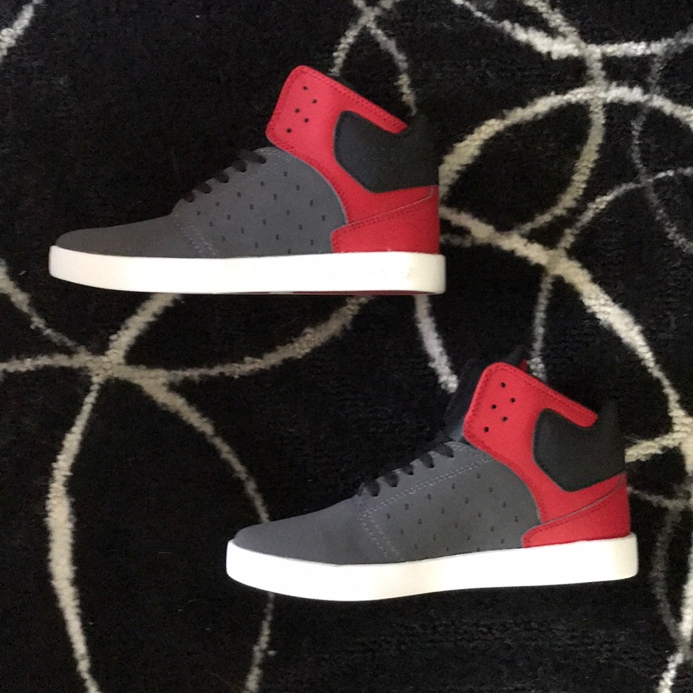 Kids Supra Atom Sneaker - Never Worn